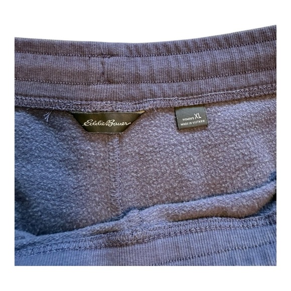Eddie Bauer Women's Cozy Camp Fleece Shorts | Purple | Size XL - Picture 4 of 9